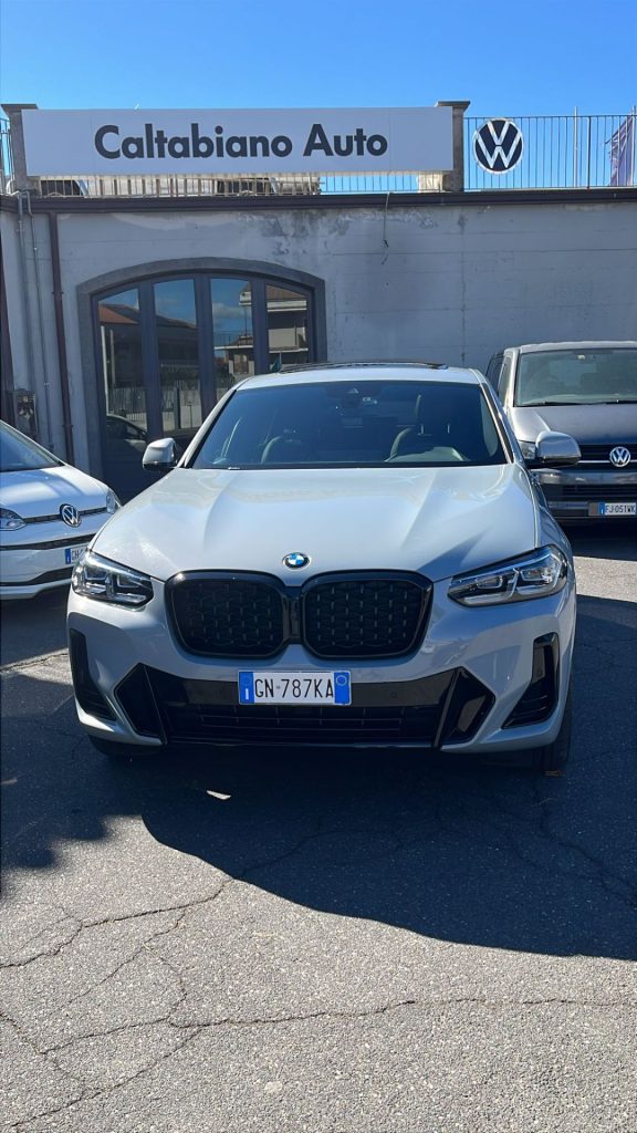 BMW X4 XDrive20d 48V TETTO PANORAMICO- NAVIGAZIONE PLUS